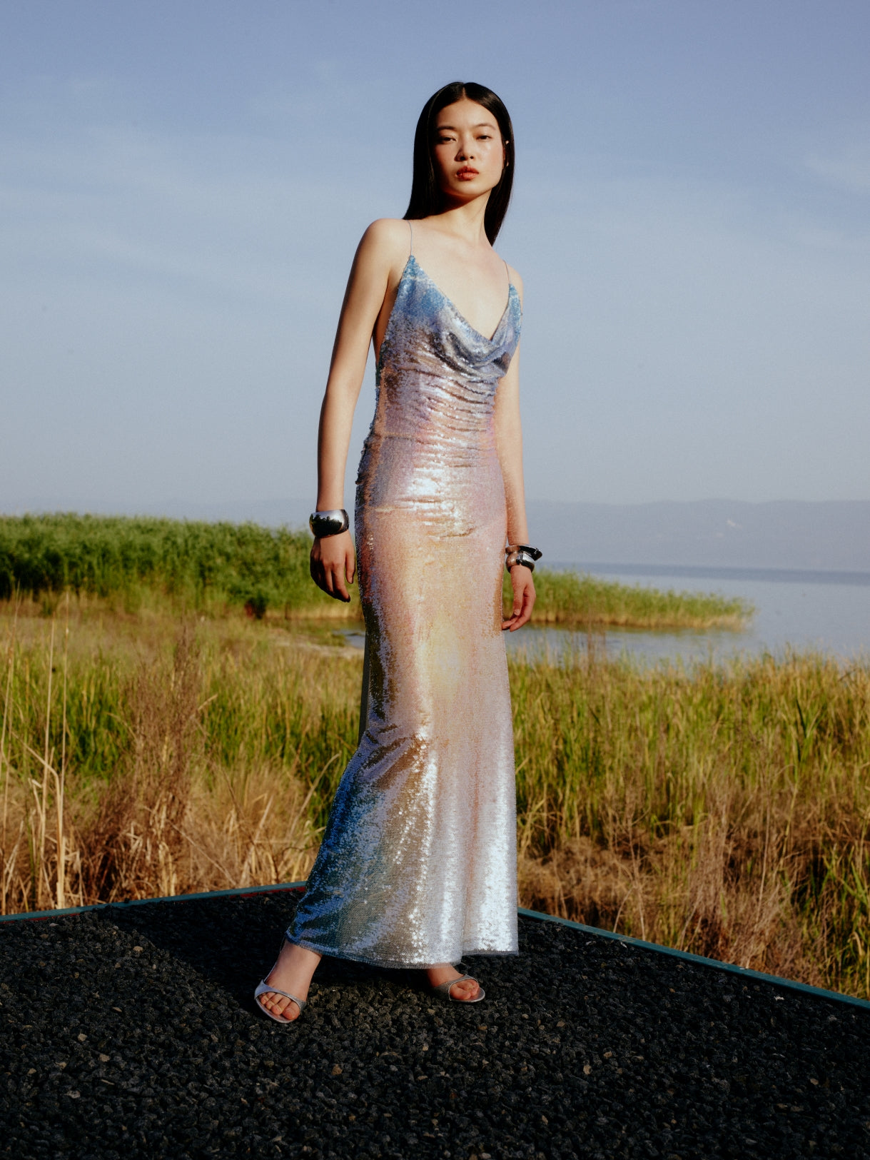 MAXI BACKLESS SEQUIN DRESS IN SOFT GRADIENT Sudietuz MAXI BACKLESS SEQUIN DRESS IN SOFT GRADIENT Sudietuz