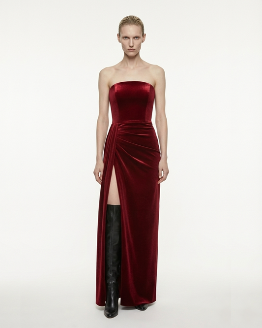 STRAPLESS RED VELVET DRESS WITH DEEP SLIT