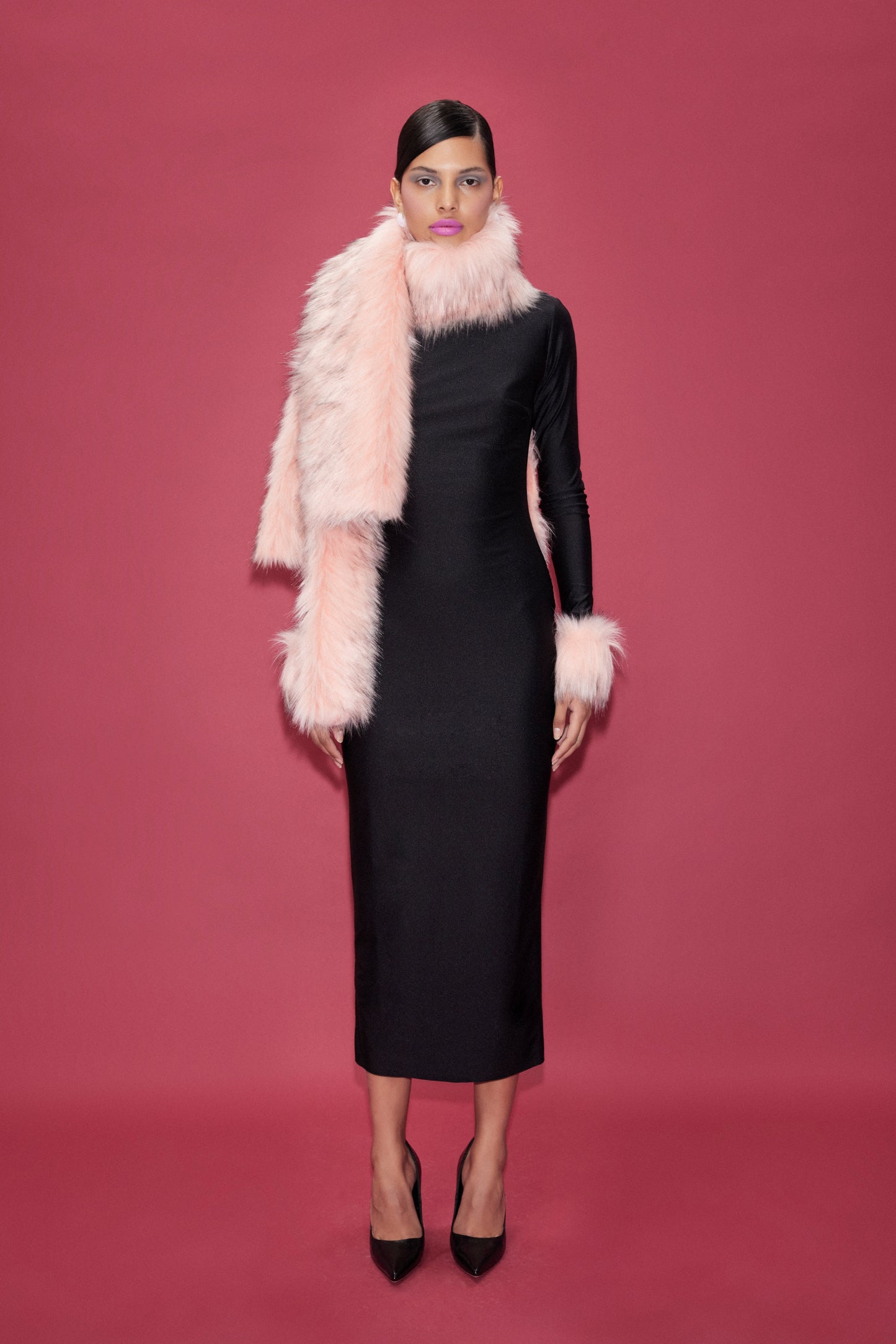 JERSEY MIDI BACKLESS DRESS WITH FAUX FUR TRIMMINGS